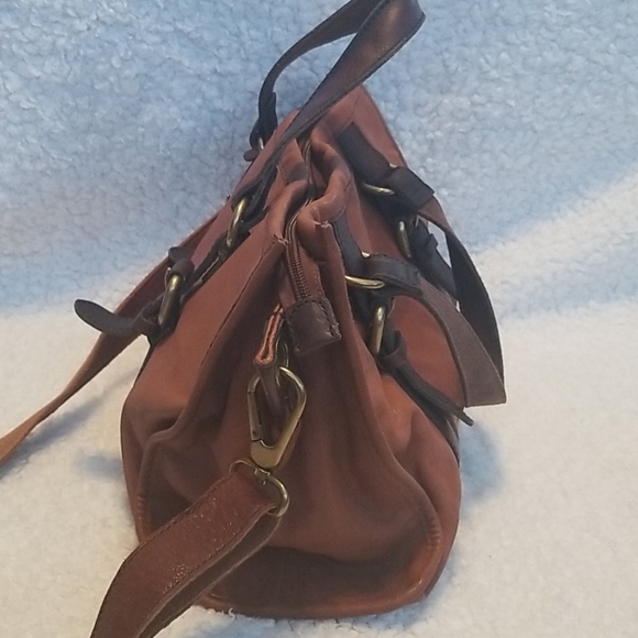 FOSSIL Vintage Satchel🗝️ - Picture 3 of 16